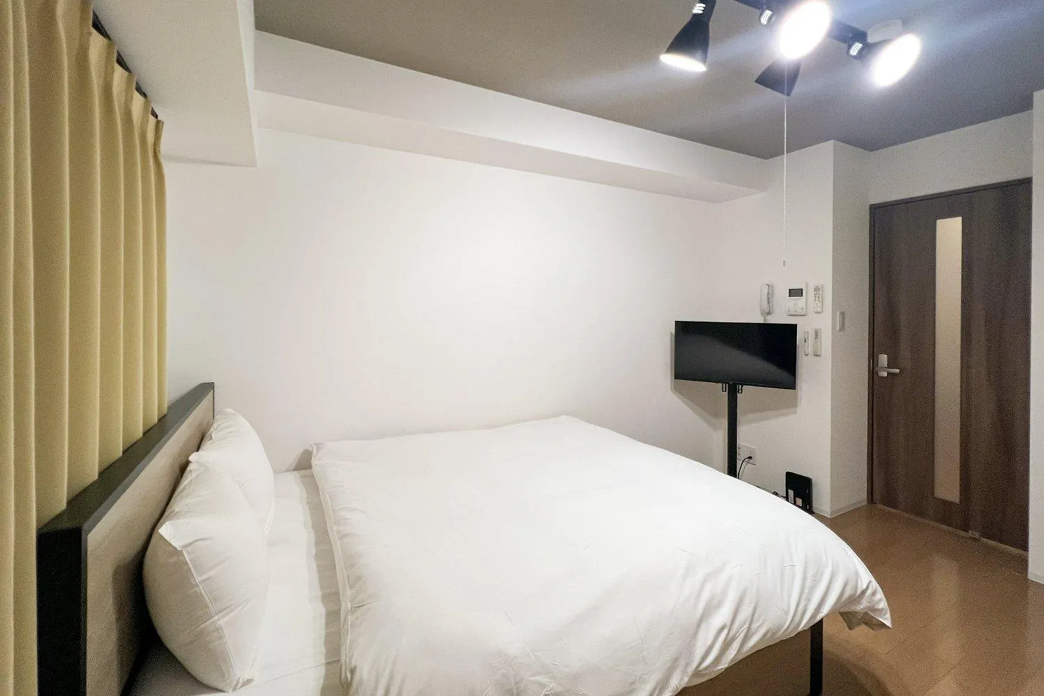 Locanda Shin-Osaka 0*, Osaka