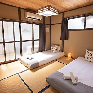 Kujōt Take Umi: Traditional Japanese House Near Station Villa